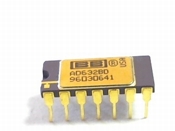 AD632BD analog multiplier 20V/s 4 bit