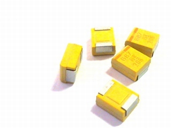 SMD Tantal capacitor 680uf 6,3V