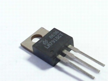 LM 7915 Voltage regulator