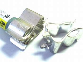 Midget fuse clip