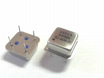 Quartz kristal oscillator 10 mhz vierkant