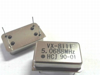 Quartz crystal oscillator 2,4576 mhz