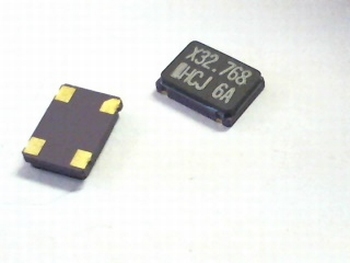 Quartz crystal oscillator SMD 32,768 mhz