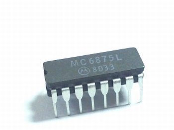 MC6875L CPU SYSTEM CLOCK GENERATOR