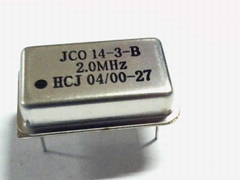 Quartz crystal oscillator 2 mhz