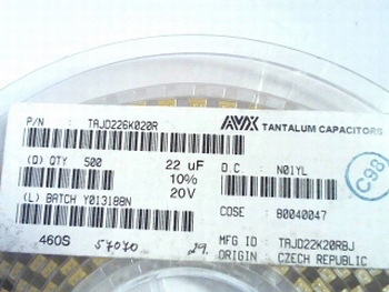 500 x SMD Tantaal condensator op rol 22uf 20V TAJD226K020R