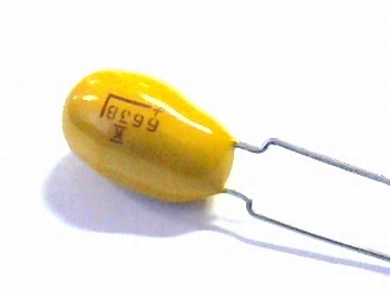 500 pieces tantal capacitors 220uF 8 volts