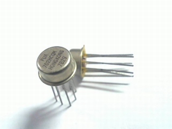 UA702HCQM OP-AMP