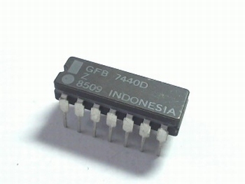 7440 DUAL 4-INPUT NAND BUFFER DIP14