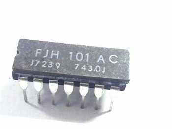 FJH101 - TTL single 8-input nand gate (7430) NOS - DIP14