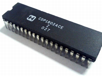 CDP1802ACE microprocessor 8 bit 3,25 Mhz DIP40