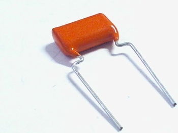 MKT capacitor 560 nF 100V