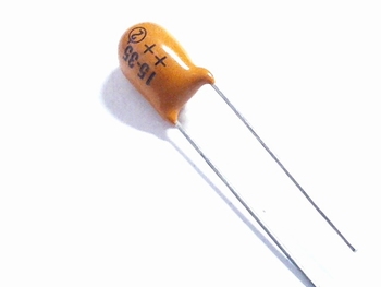 Tantal capacitor 15 uF 25 volts