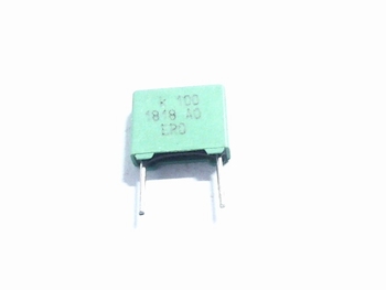 MKT capacitor 100 nF 100V RM8