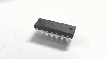 74AC00 Quad 2-Input NAND Gate DIP14