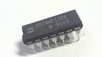 74HC132 Quad 2-input NAND Schmitt trigger