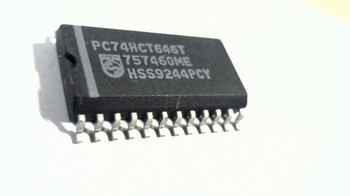 74HCT646T Octal bus transceiver/register;3-state SMD