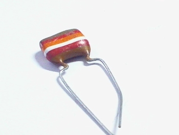 MKT capacitor 12 nF 400V