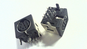 Mini DIN 8 pin connector