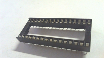 IC voet 32 pins standaard