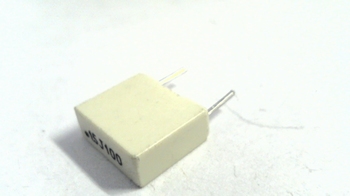 MKT capacitor 150 nF 100V RM8