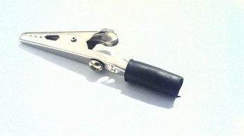 Alligator clip black with isolated grip