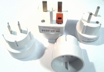 Travel plug set for the whole world