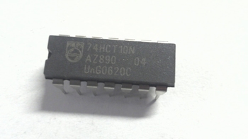 74HC10 Triple 3-input NAND gate DIP14